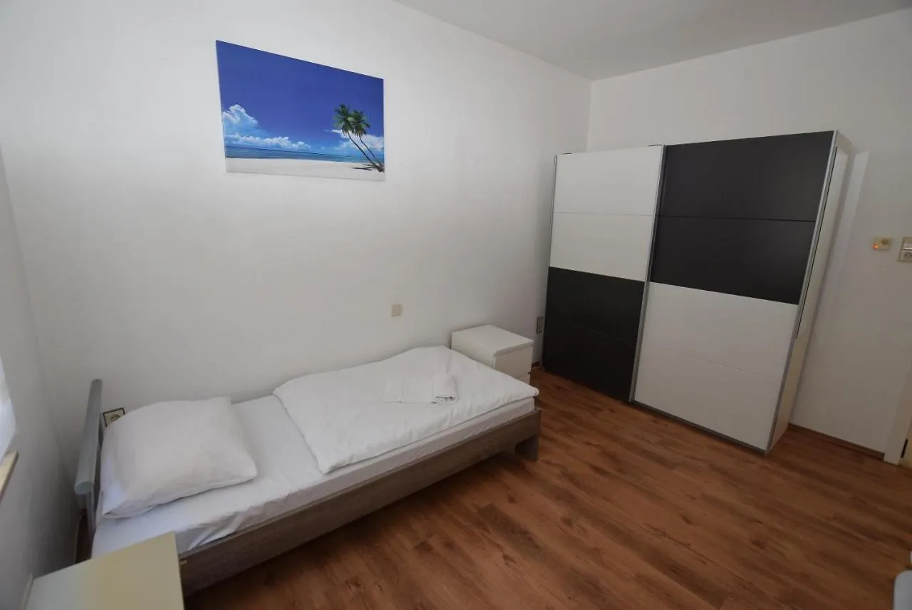 Ab Apartment Rotenbergstrasse シュトゥットガルト ドイツ